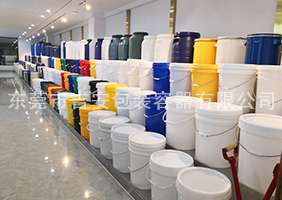 欧美内射免费看吉安容器一楼涂料桶、机油桶展区